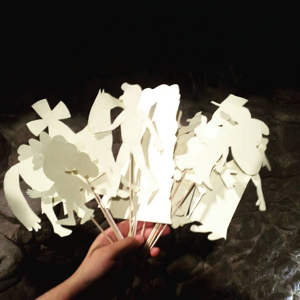 Taller - espectacle d'ombres xineses: "La petita Margarida, la nena golluda"